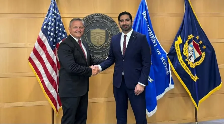 México y EU van contra el tráfico de armas 1 Embajador Lazzeri sostiene encuentro con director de ATF