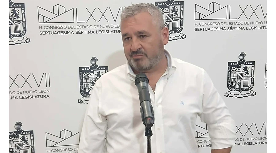 Reduce UANL gestión de becas estudiantiles a 500: diputados 1 JAVIER CABALLERO 2bbba