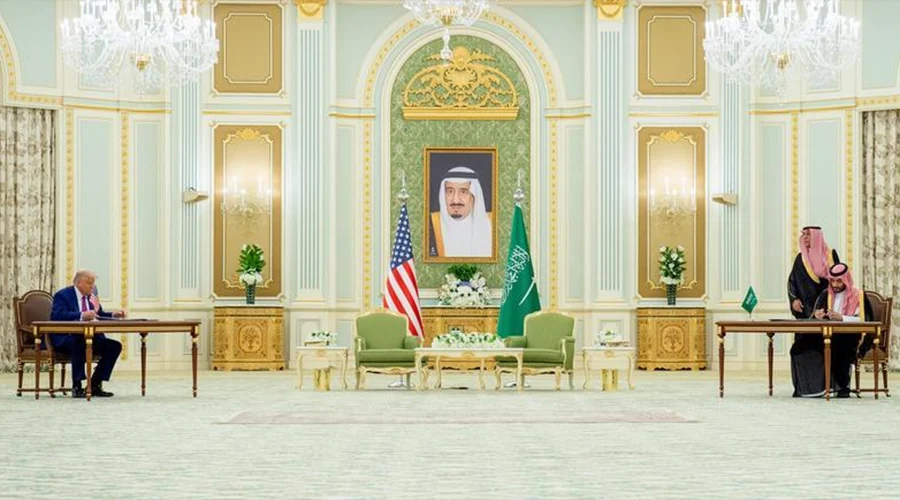 TRUMP ARABIA 1aa