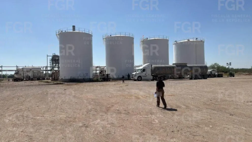 Aseguran más de 3 millones de litros de hidrocarburo en Reynosa 2 aseguramiento de hidrocarburo en reynosa sigue bajo investigacion de la fgr1 focus 0 0 1479 828