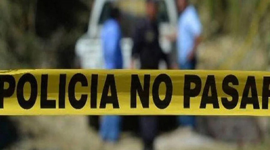 ataques-en-monterrey-policia Elementos de seguridad acuden a investigar tras los ataques en monterrey.