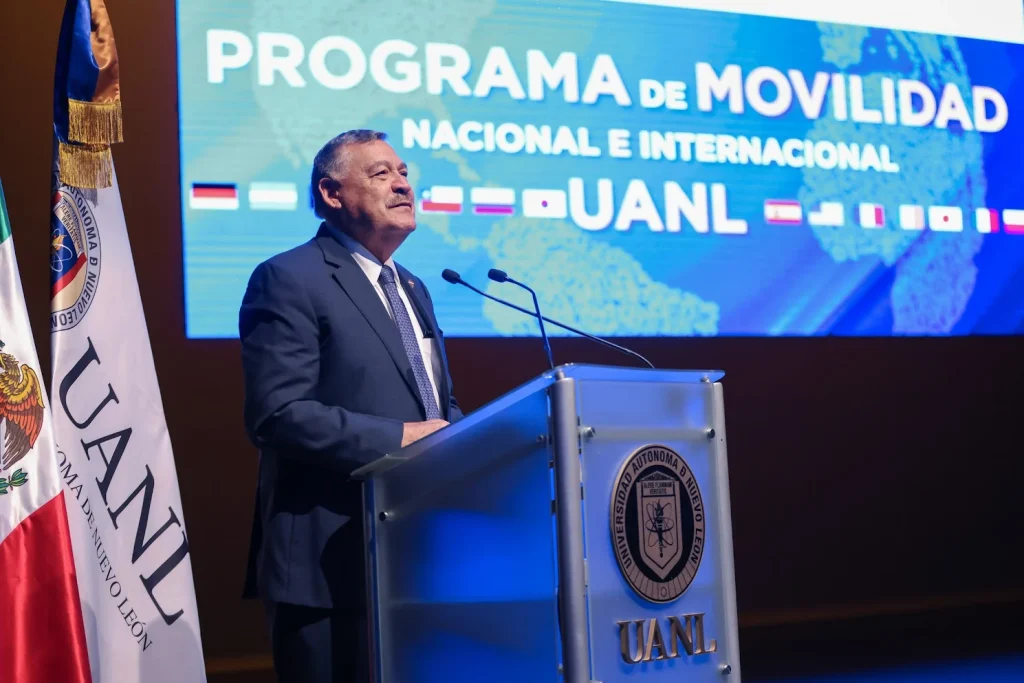 Parten 403 estudiantes UANL a estancias nacionales y extranjeras 1 despedidia programa movilidad internacional uanl 20