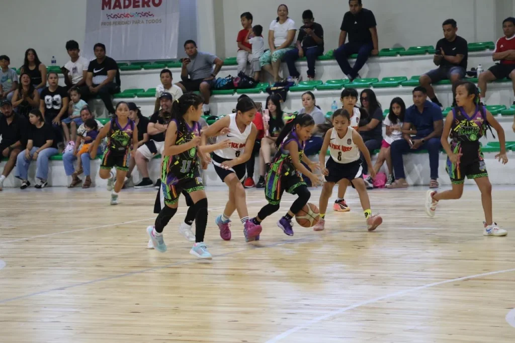 Festival Nacional de Minibasket: triunfa en Cd. Madero con más de 1,500 niños 1 Niños participantes en el Festival Nacional de Minibasket en Ciudad Madero.