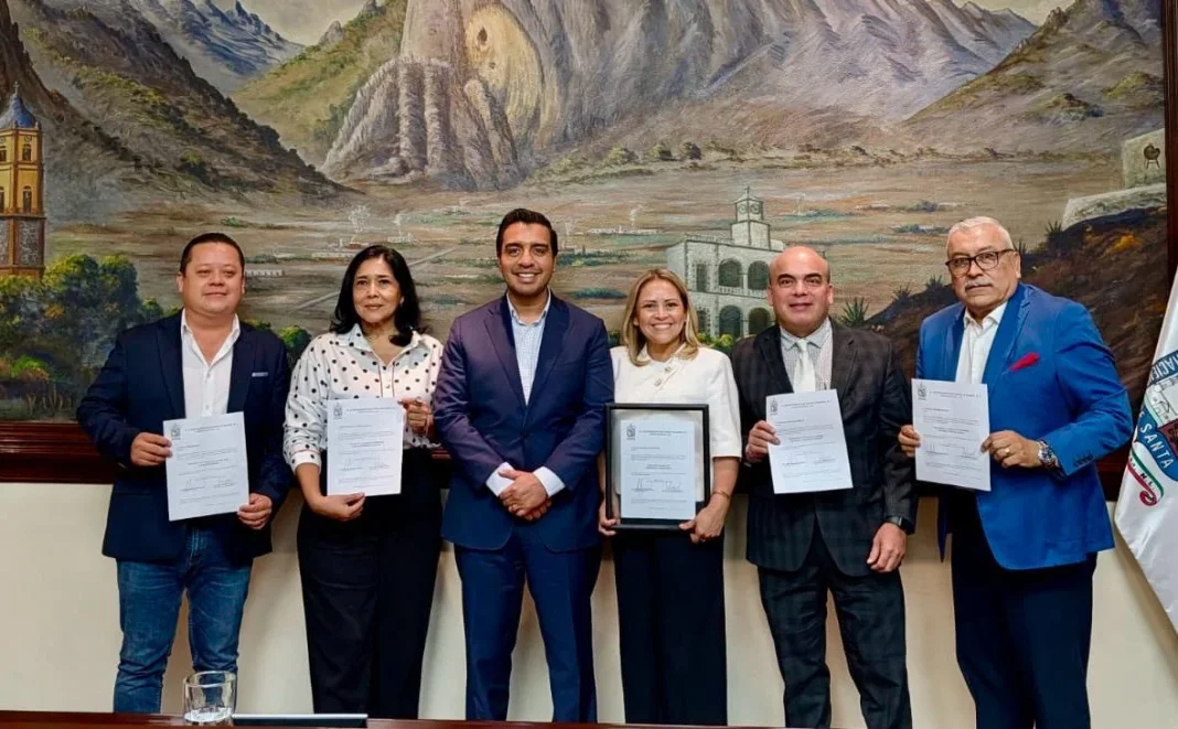 jesus-nava-designa-ex-panistas-gabinete El alcalde Jesús Nava realiza nombramientos e integra nuevos funcionarios al gabinete de Santa Catarina.