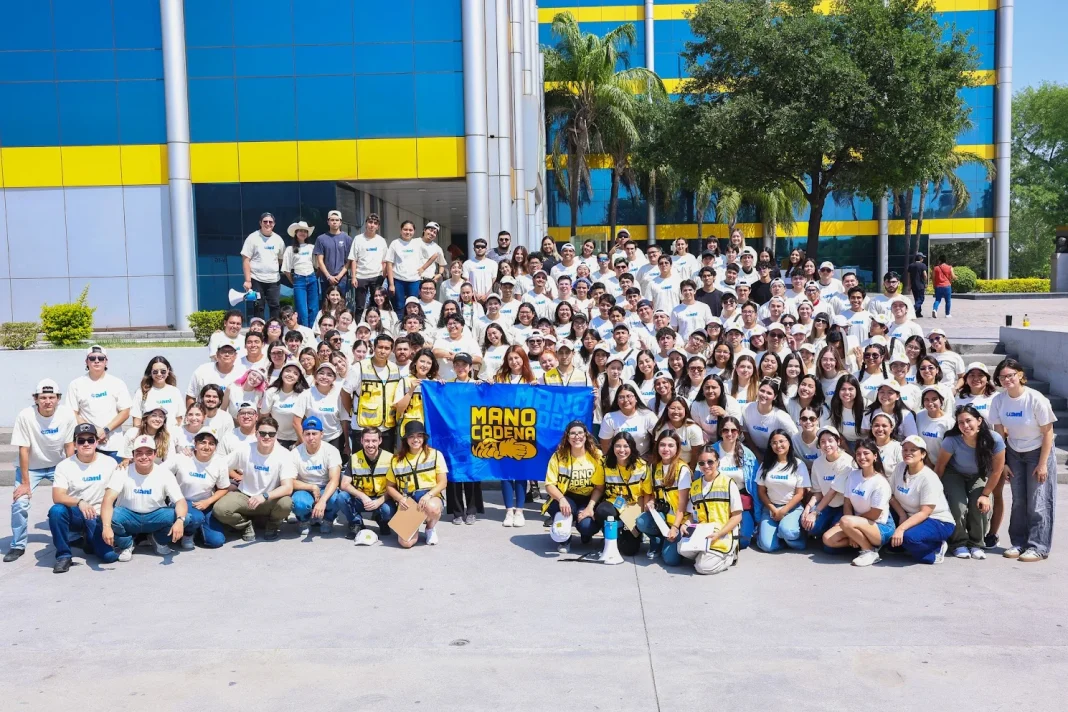 mano-cadena-uanl-02