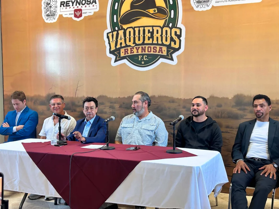 presentacion-del-equipo-vaqueros-reynosa