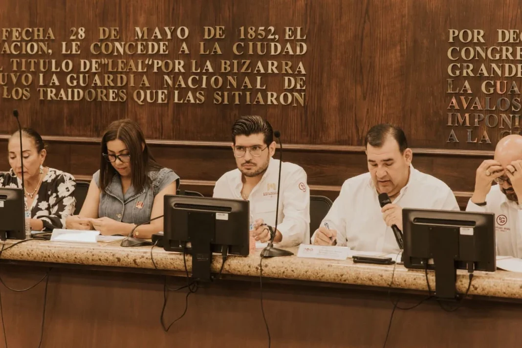sesiones-de-cabildo-matamoros El alcalde Beto Granados preside las sesiones de cabildo ordinarias en el Ayuntamiento de Matamoros.