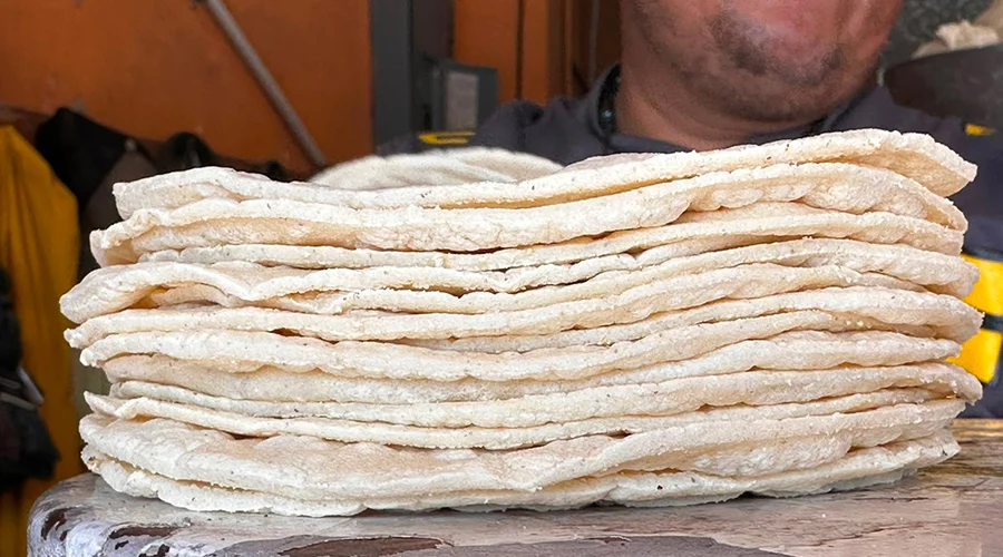 tortilleros-en-reynosa-protesta-insumos Producción e industria de los tortilleros en Reynosa durante sus labores diarias.