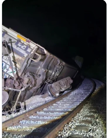 PAN denuncia a Bobby López Beltrán por descarrilamientos de tren 1 tren 56