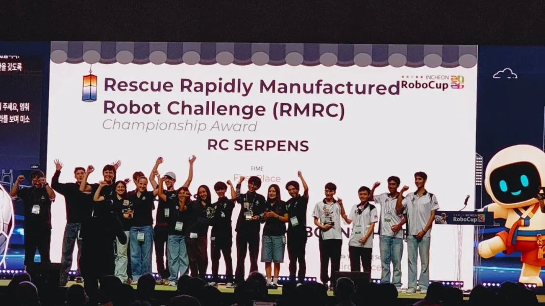 uanl-robocup-2026-campeones Equipo de la UANL RoboCup 2026 en Corea recibiendo reconocimiento mundial