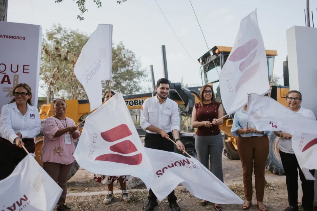 Beto Granados entrega apoyos del programa "Ruta Segura, Avanzando por la Educación" 13 3e9928e5 b8a6 471a be6b 789438d68564