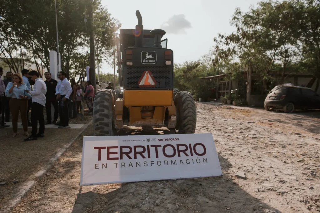 Beto Granados entrega apoyos del programa "Ruta Segura, Avanzando por la Educación" 7 50df0f9f 26b1 486d 96b1 5ae68cd3a31b