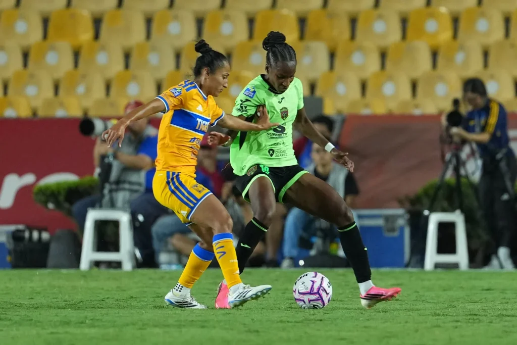 Por la mínima, Tigres Femenil vence a Juárez 5 742185708 2159361274926092 7860598370808817450 n