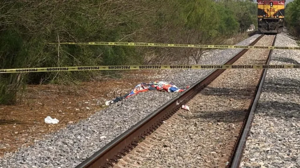Muere hombre tras ser embestido por el tren 2 759145543 891995137316550 3234643277447945065 n
