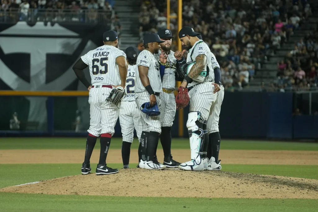 Cierra Sultanes temporada regular con derrota en casa 9 761559096 3271777556326344 8843812237418564081 n