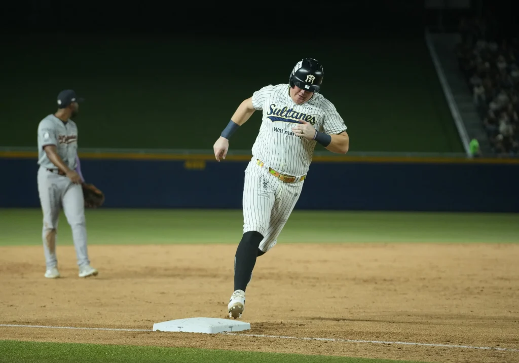 Cierra Sultanes temporada regular con derrota en casa 7 761877855 2259661824878537 7383715121176387778 n