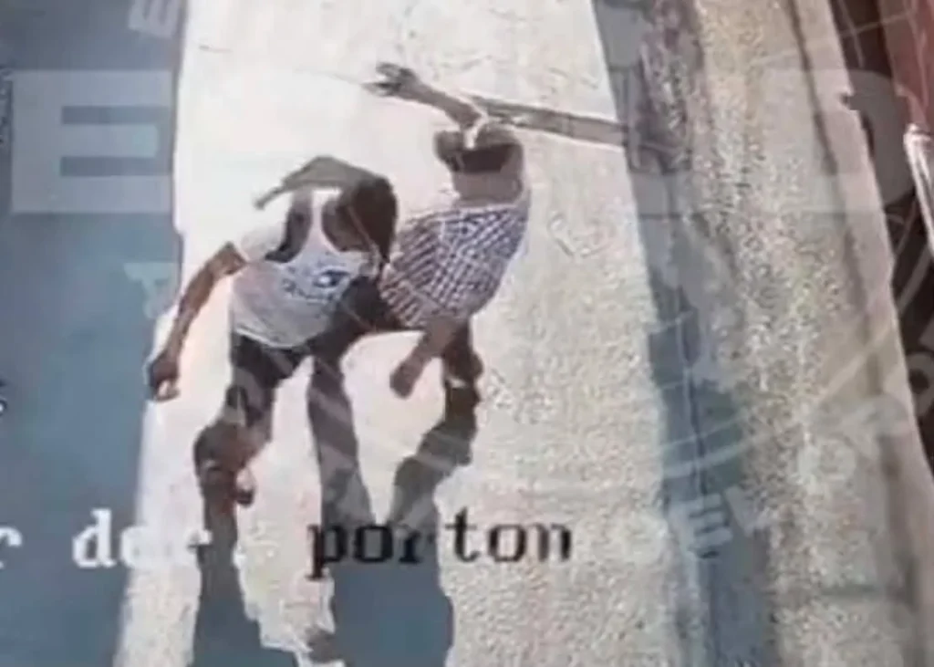 Hombre empuja a adulto mayor y muere atropellado 1 763499775 2353022365513446 337876057231083309 n