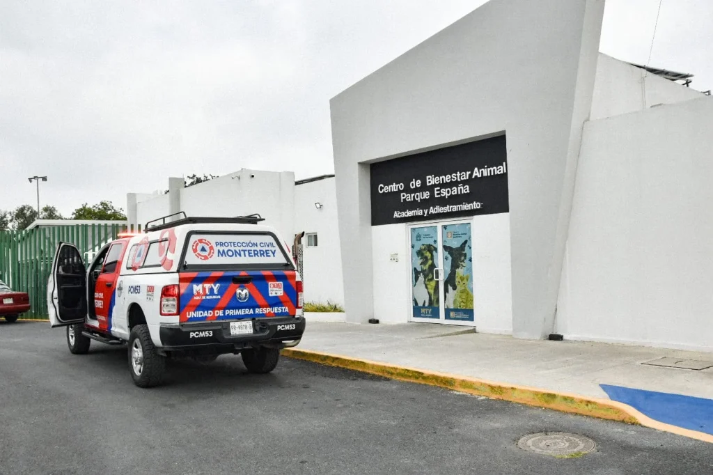 Lomito resulta lesionado tras explosión en Monterrey 2 763958071 1578078113722748 3230543077047301446 n