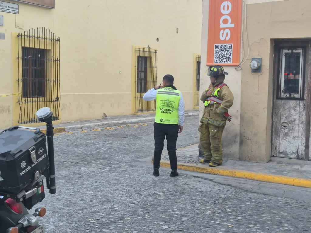 Explota transformador en el Barrio Antiguo de Monterrey 3 763958114 2196103120969438 3245863992601247264 n