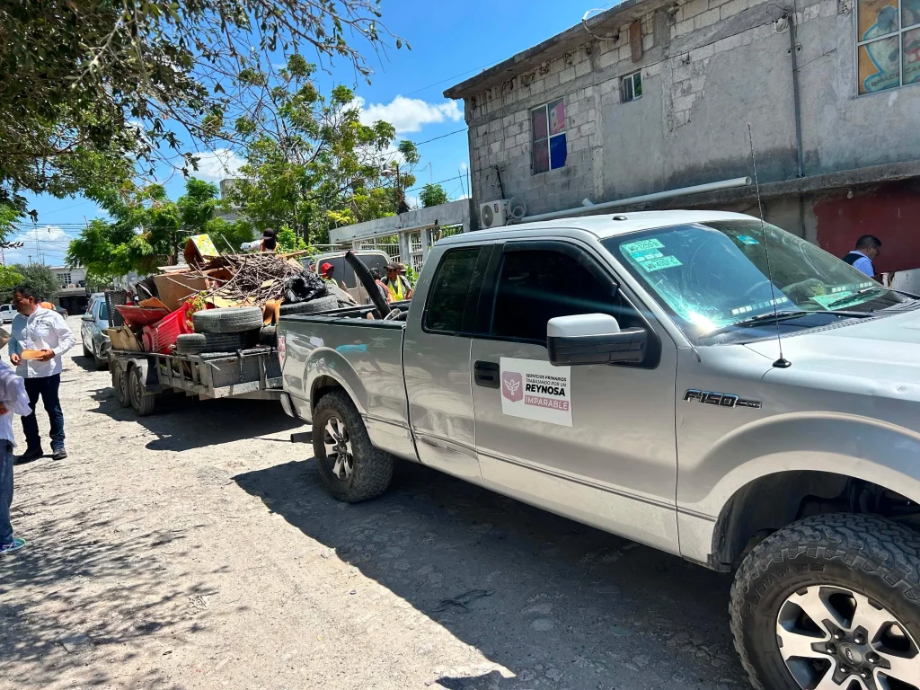 Refuerzan limpieza en Integración Familiar con programa Acción y Conciencia 1 765897459 2346409992837780 1882056468315172464 n