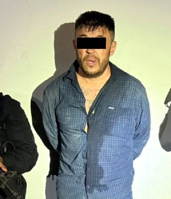 Detienen a conductor que dejó vehículo con personas “encajueladas” en Monterrey 1 769527655 1049659734507610 5812238264619842882 n