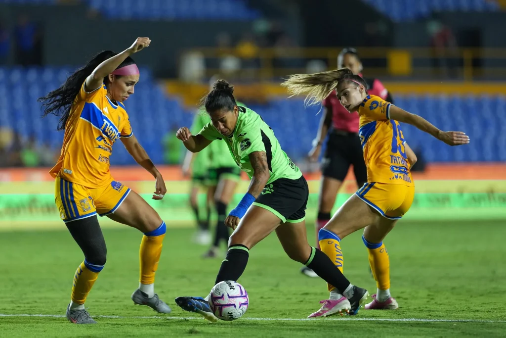Por la mínima, Tigres Femenil vence a Juárez 3 772202975 1068576982338528 5049464146911531741 n