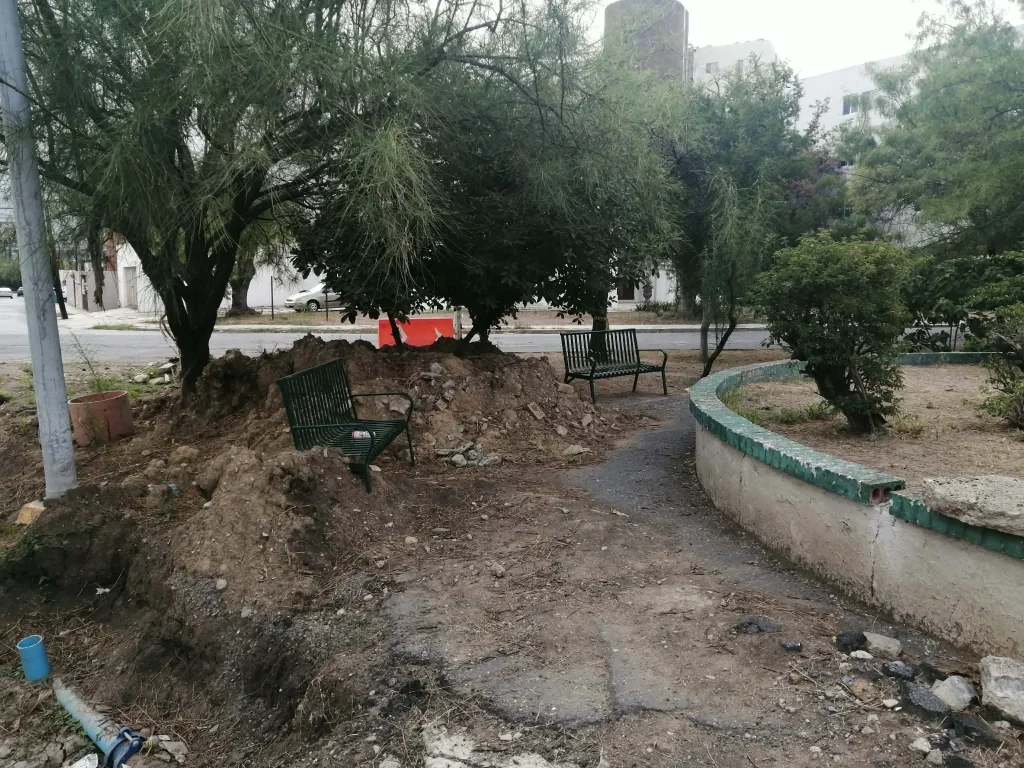 AyD destruye parque… y desaparece 4 773939197 1426094399616712 9159571298122972215 n