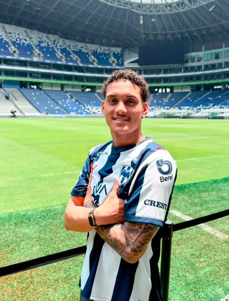 Rayados ficha a juvenil brasileño de Palmeiras 2 774405613 1596616098482923 7086645319593771728 n