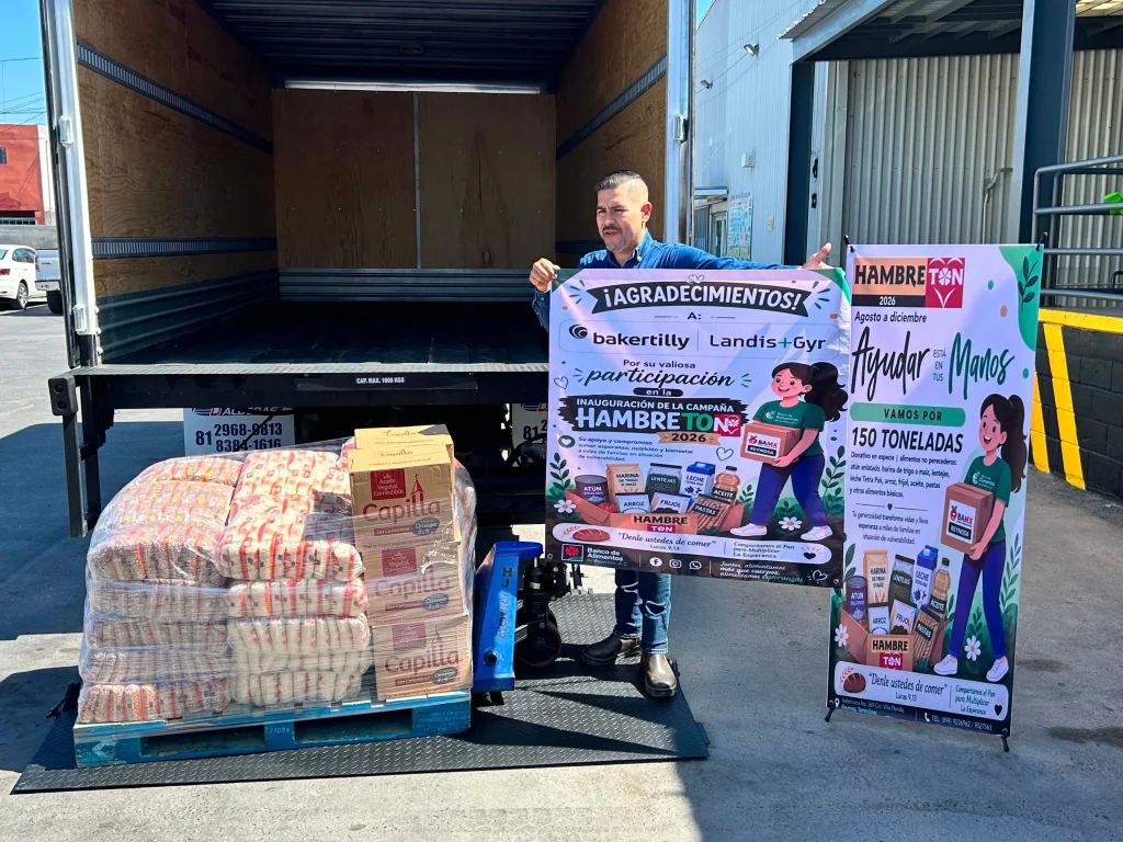 Recibe banco de alimentos donación de camión de carga 3 780840610 1093065133292995 3318756291737704599 n