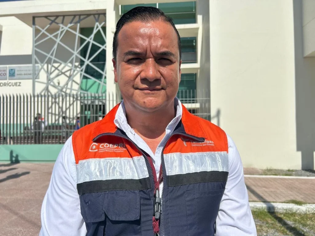 Realiza COEPRIS verificaciones sanitarias en puestos ambulantes ante altas temperaturas 1 783506443 28138931272440203 3817180339107529833 n