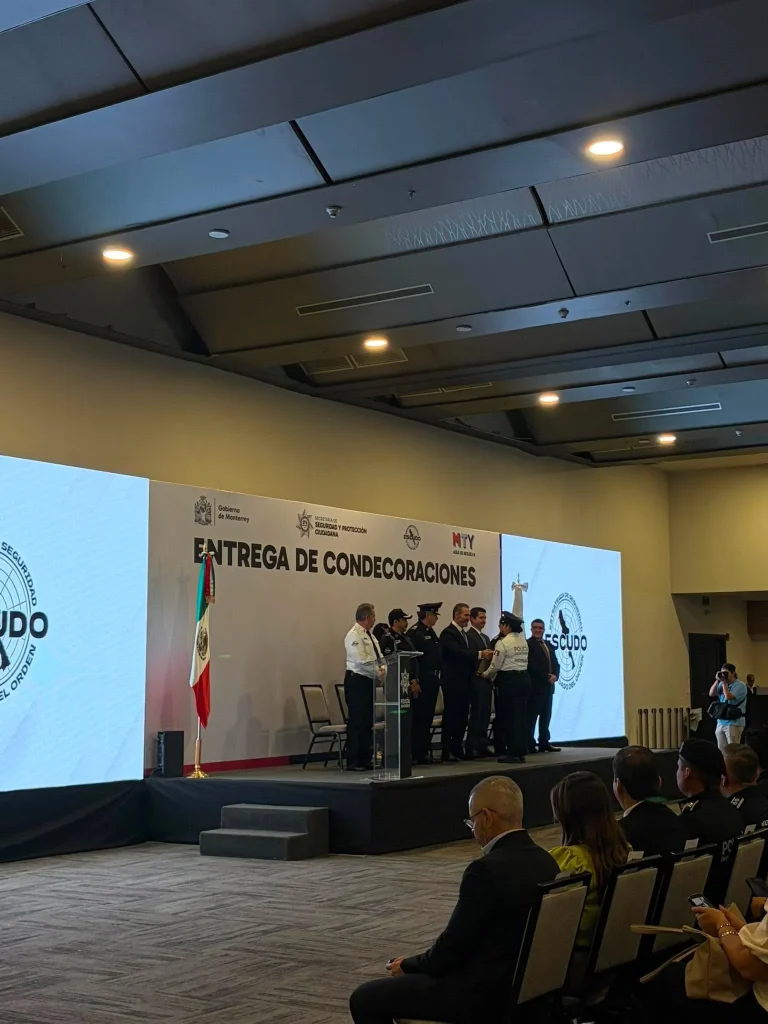 Reconocen a policías de Monterrey por su trayectoria y acciones destacadas 1 788778407 1086767670552837 8203939197441783597 n