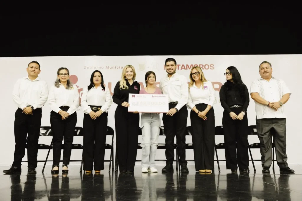 Beto Granados entrega apoyos del programa "Ruta Segura, Avanzando por la Educación" 12 967e8a8f 1b68 4a42 8415 4fa82cada4f7
