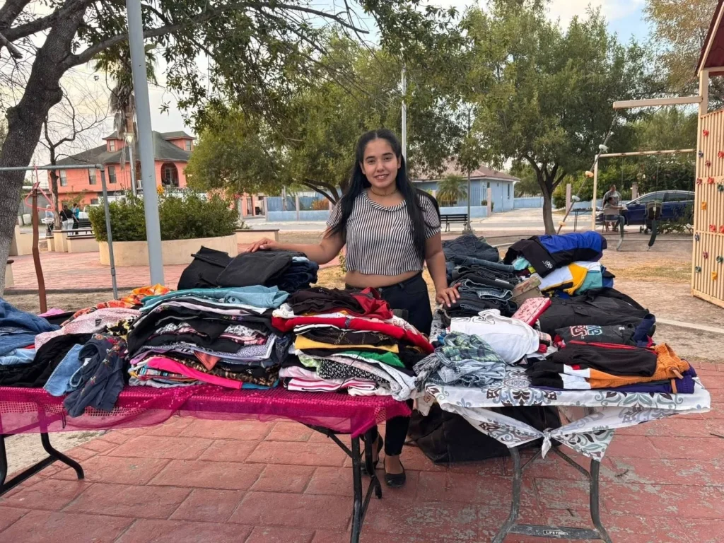 Bazar Municipal de las Mujeres fortalece el emprendimiento femenino en Valadeces 3 Bazar Municipal de las Mujeres 4