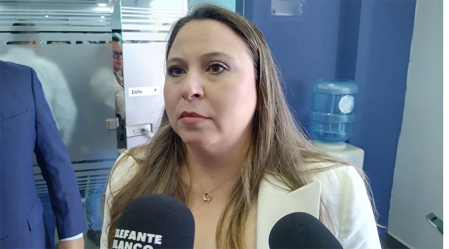 GLORIA GARZA 34qa