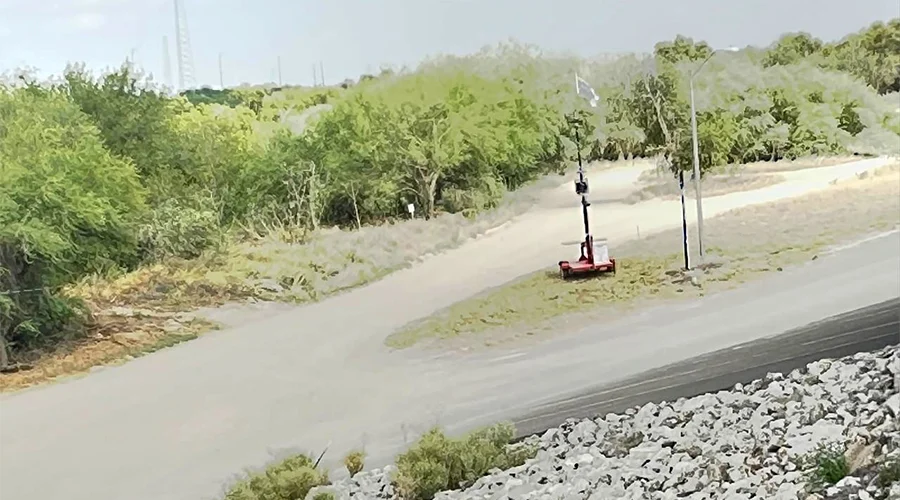 Alertan a migrantes en el Río Bravo: "Es zona militarizada" (VIDEO) 1 MEGAFONO 23