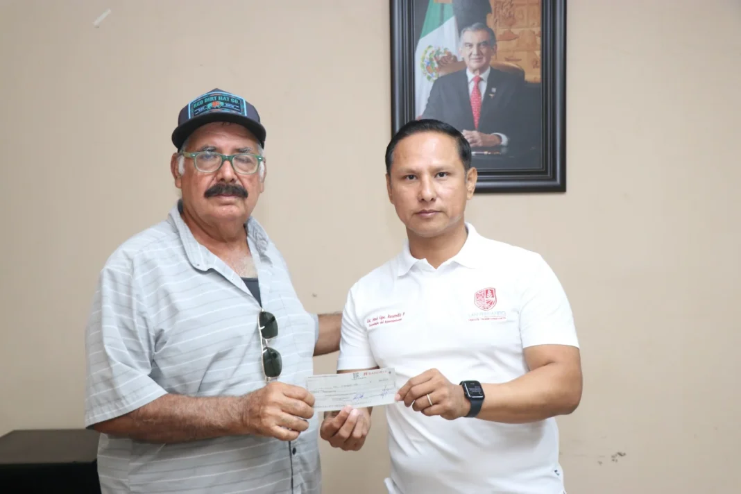 San_Fernando Entrega San Fernando apoyo económico para bomba sumergible a Las Escobas