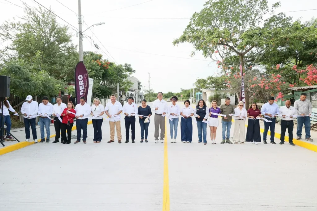 Erasmo González inaugura pavimentación de la calle Américo Villarreal Guerra 1 WhatsApp Image 2026 08 10 at 7.33.44 PM 2
