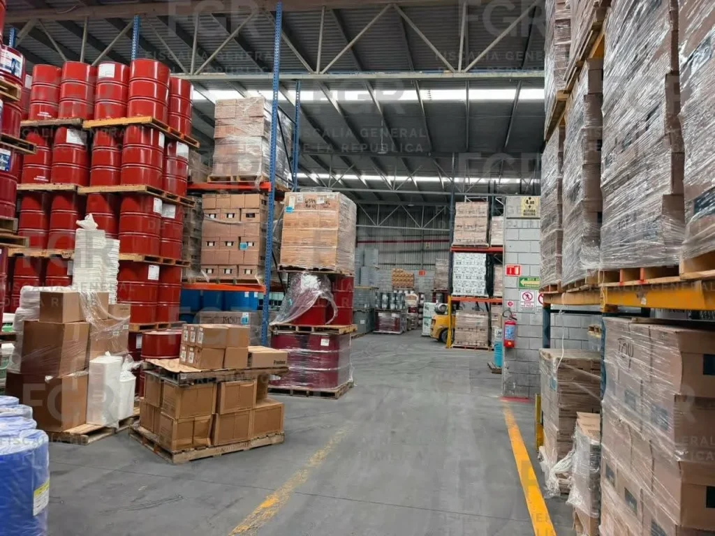 Asegura FGR dos millones 232 mil litros de una sustancia sin determinar en Guadalupe 2 Operativo donde asegura FGR millones de litros de sustancia sin determinar en Guadalupe NL