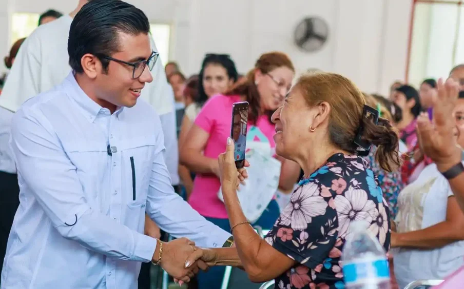ayudamos_a_las_mujeres Félix Arratia recorre 25 municipios en menos de dos meses con entregas de