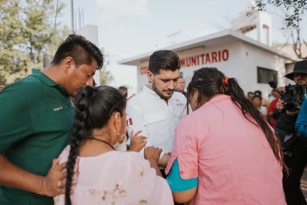 Beto Granados entrega apoyos del programa "Ruta Segura, Avanzando por la Educación" 2 bc4dcaf3 cb18 4bbd af58 8351c0896075