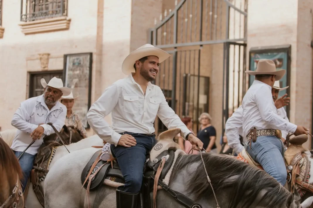 beto_granados_cabalgata Beto Granados participa en cabalgata y refrenda su respaldo a las tradiciones de Matamoros