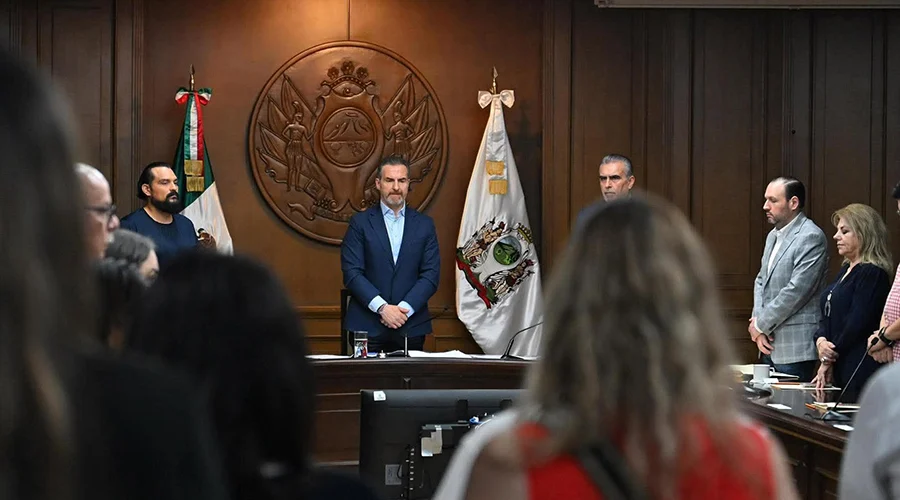 cabildo-de-monterrey-circuito-el-huajuco Sesión en la que el Cabildo de Monterrey aprueba cambios de uso de suelo para el Circuito Vial El Huajuco.