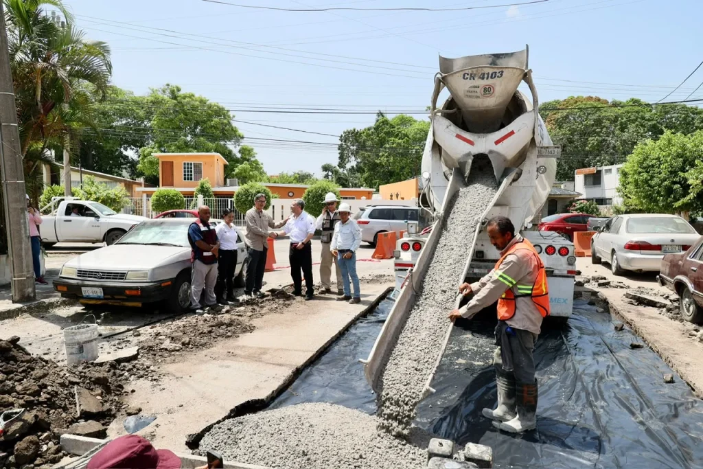 Ciudad Madero recupera vialidades con intenso programa de pavimentación 1 Ciudad Madero recupera vialidades con intenso programa de pavimentación