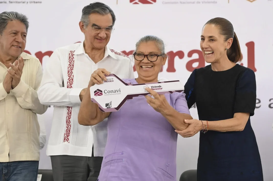 claudia_sheinbaum Con la entrega de viviendas se hace justicia a quienes menos tienen: Claudia Sheinbaum