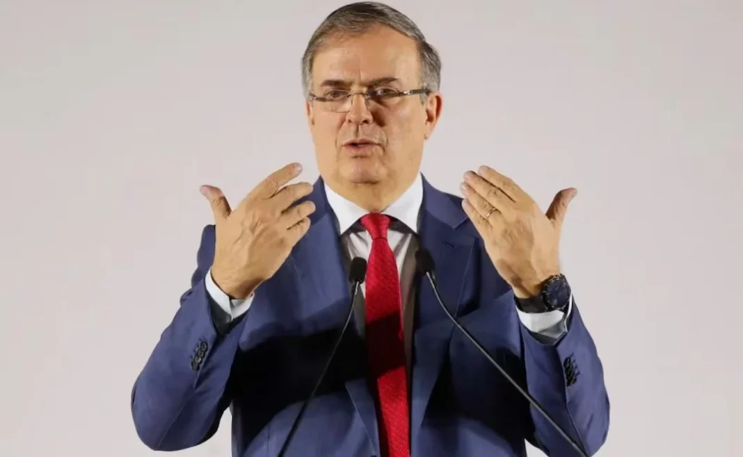 ebrard-asegura-que-mexico-no-triangula-productos-asiaticos Marcelo Ebrard asegura que México no triangula productos asiáticos durante un evento oficial.