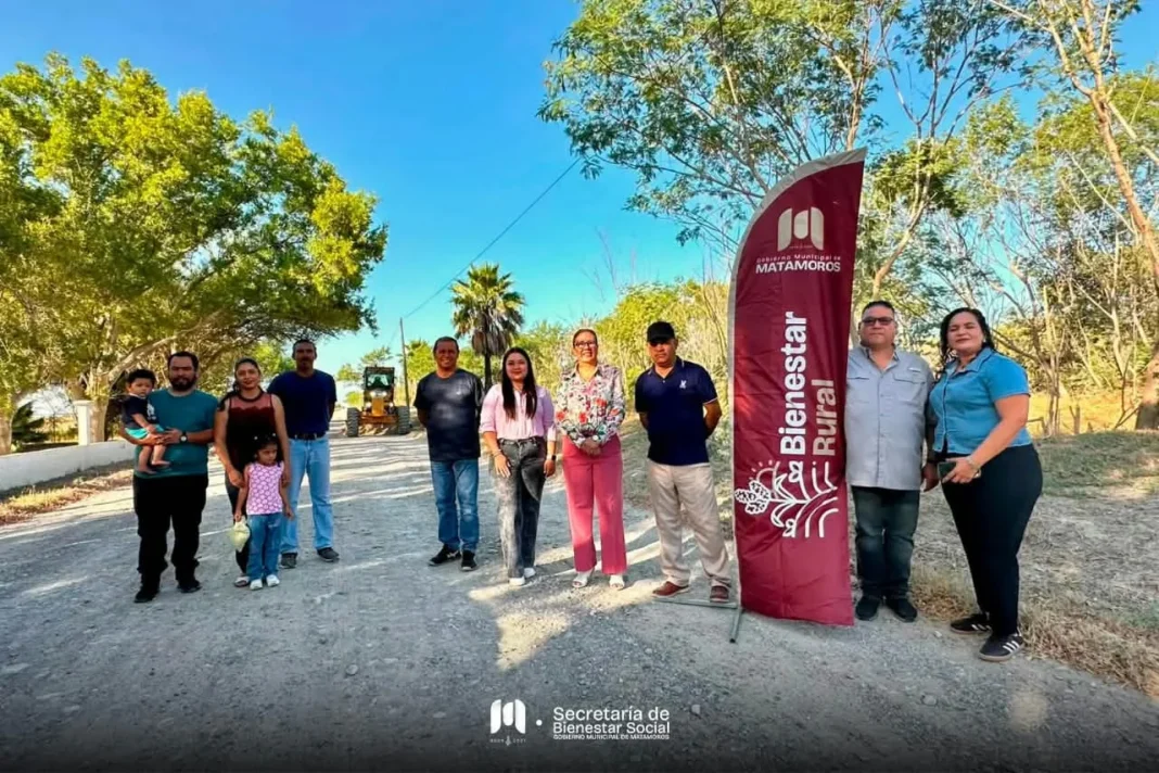 elEbanito Rehabilitan acceso principal del Ejido El Ebanito y anuncian trabajos en calles de la comunidad