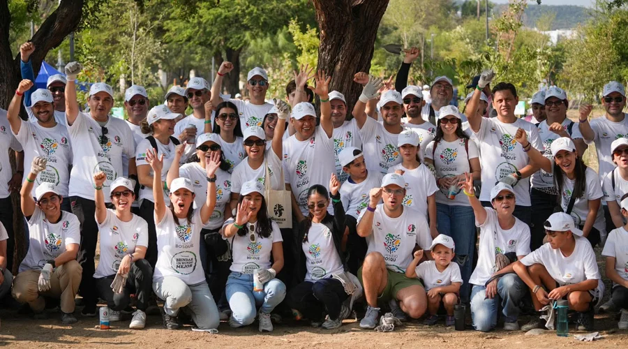 heineken-mexico-parque-del-agua Voluntarios de Heineken México participan en la reforestación del Parque del Agua