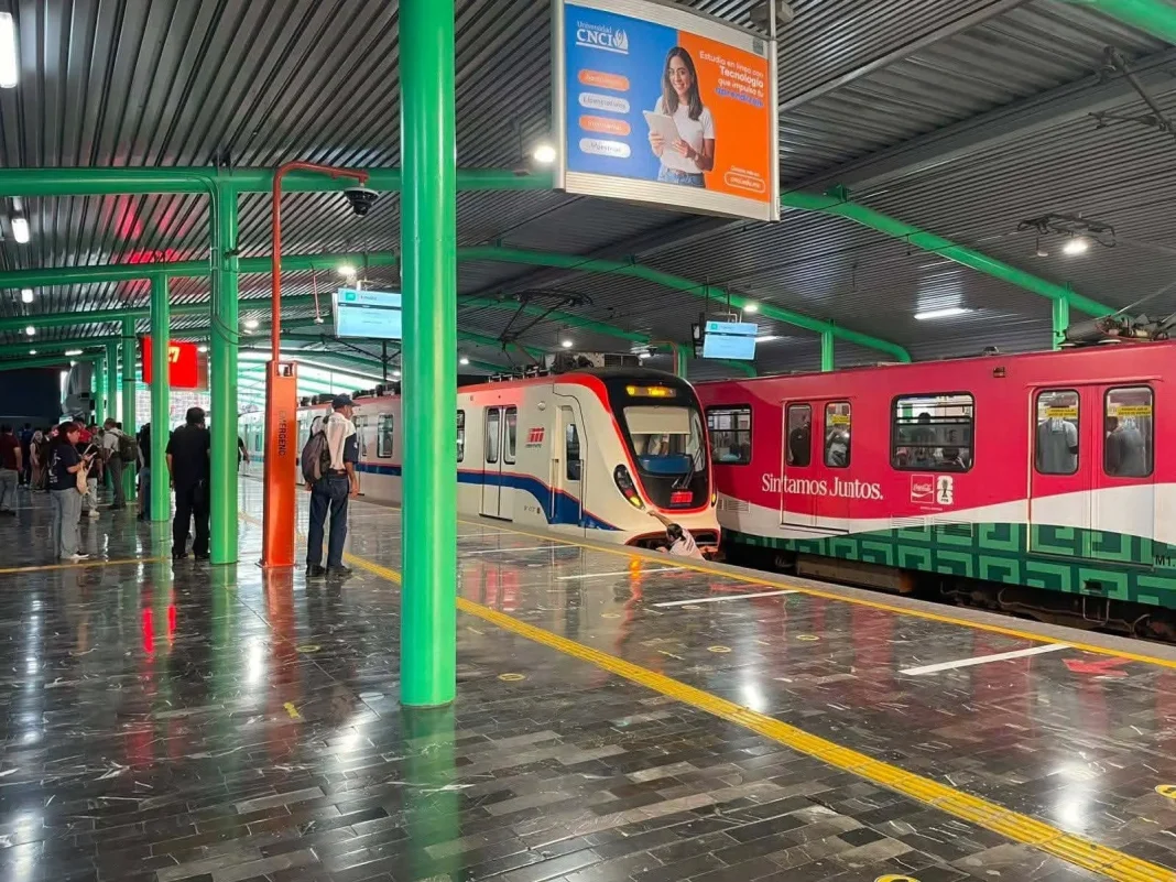 hombre-muere-vias-del-metro-monterrey Elementos de auxilio acuden tras el reporte de un hombre que cayó a las vías del Metro en Monterrey