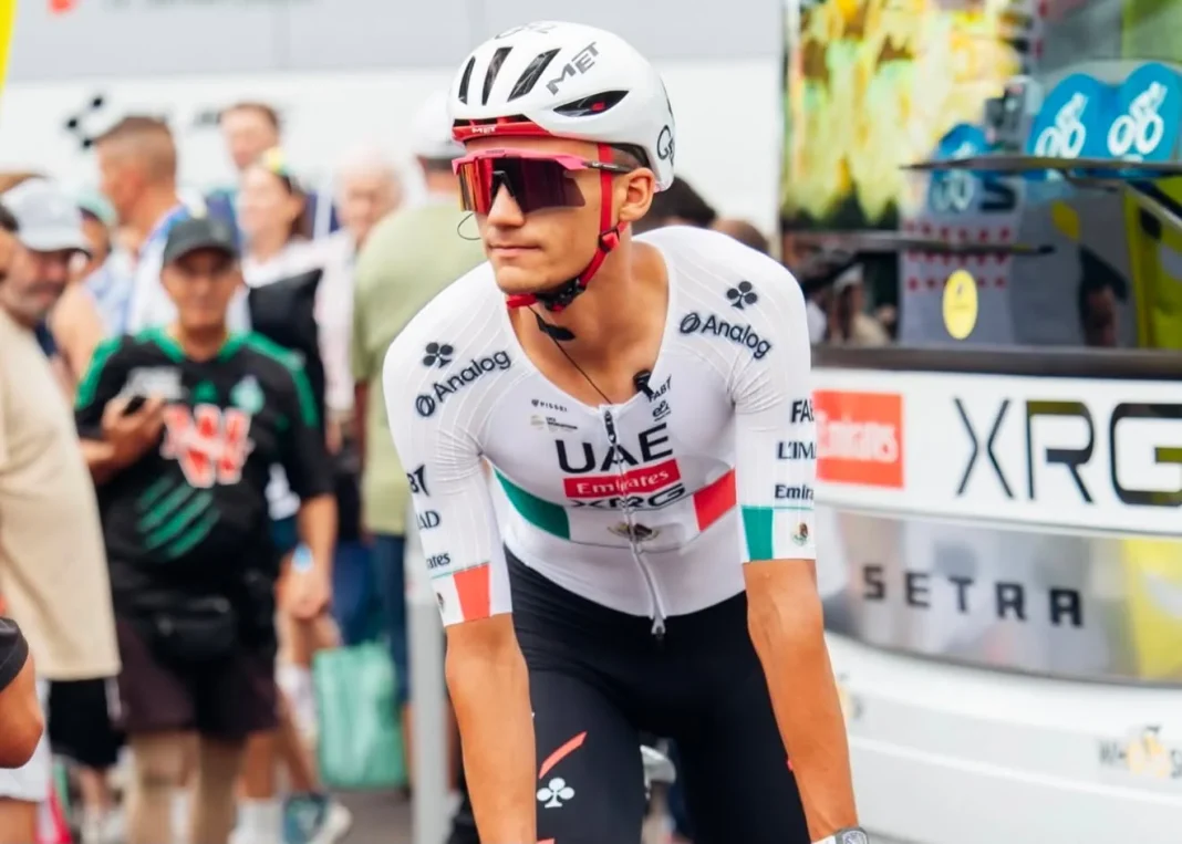 isaac-del-toro-renueva-uae-team-emirates