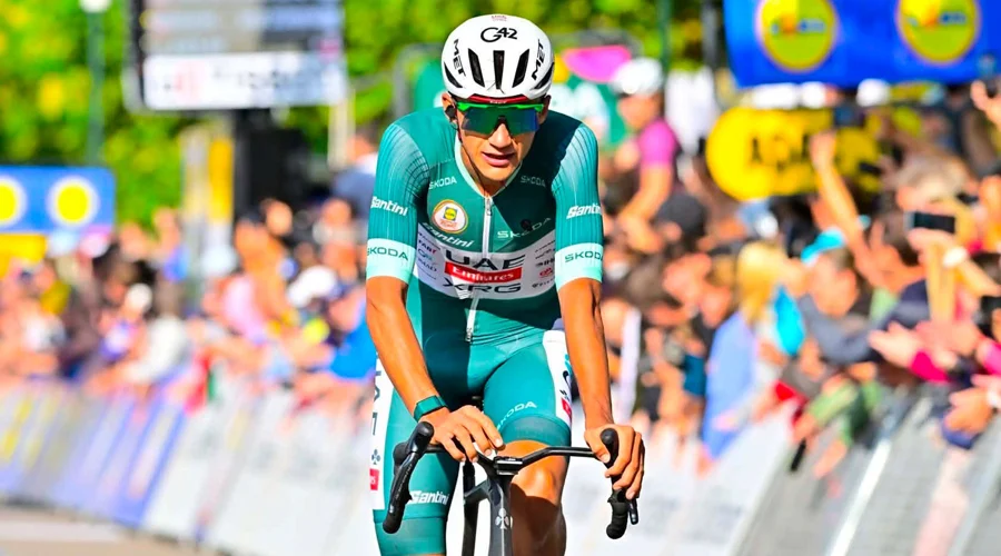 isaac-del-toro-tour-de-alemania El ciclista mexicano Isaac del Toro compitiendo en el Tour de Alemania